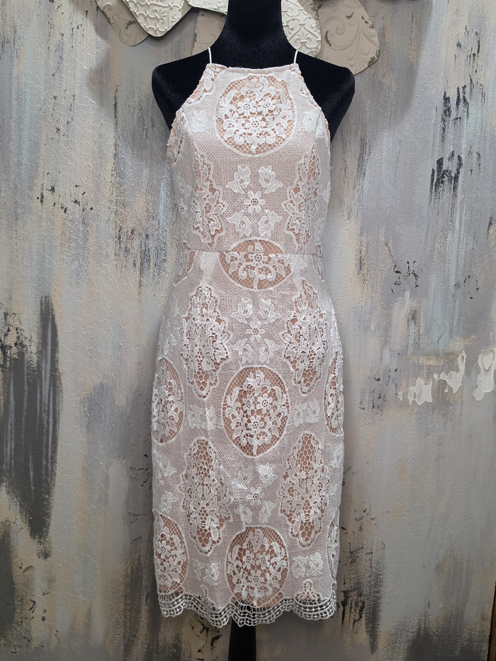Altar'd State Beautiful White And Nude Lace Halter Midi Dress Size Small